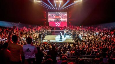 WWE podría volver a tener público en sus shows a partir de verano