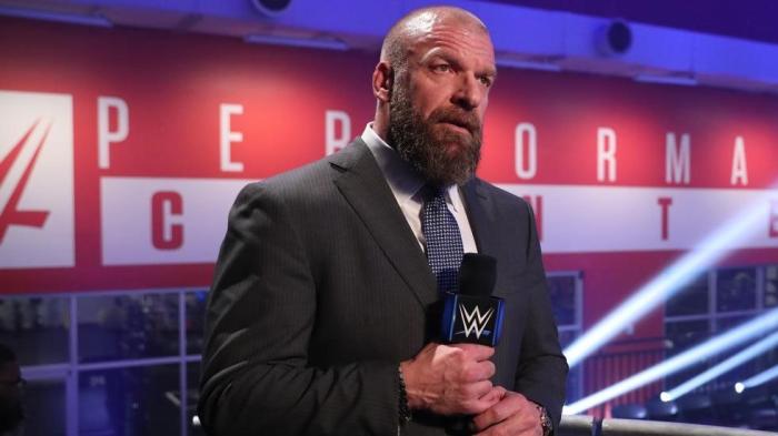 Triple H explica cómo cambió su movimiento final