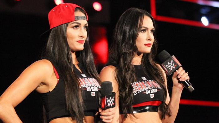 Brie Bella: 'Si nunca vas a hablar con Vince McMahon, siempre te parecerá aterrador, pero no lo es'