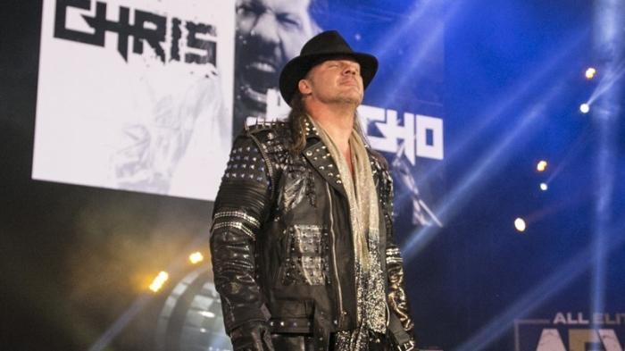 Jim Ross: 'Chris Jericho fue eliminado del evento principal de WrestleMania 2000 por su baja estatura'