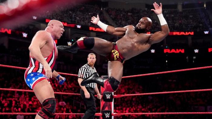 Apollo Crews: 'Enfrentarme a Kurt Angle en su gira de retiro fue fantástico'