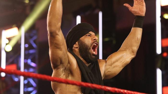 Jinder Mahal se somete a una nueva cirugía de rodilla