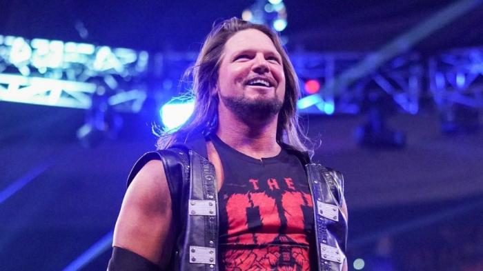 AJ Styles: 'No respeto a CM Punk y no voy a responder a sus comentarios en Twitter'