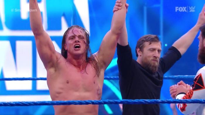 Matt Riddle realiza su debut en Friday Night SmackDown