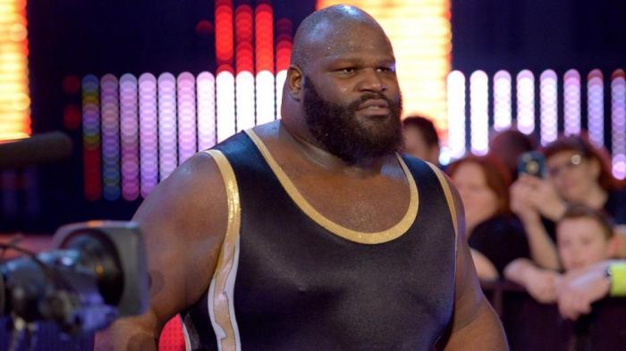 Mark Henry revela cómo fue su primera conversación telefónica con Vince McMahon