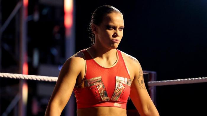 La próxima aparición de Shayna Baszler se producirá en WWE Main Event