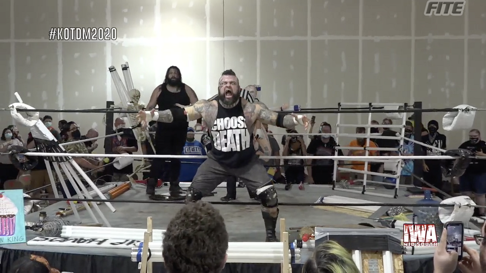 Resultados IWA-MS King of the Death Matches 2020 - Noche 1