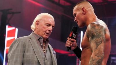 Ric Flair rompe su silencio tras el ataque de Randy Orton en Monday Night RAW