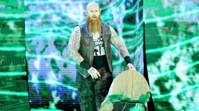 Erick Rowan revela la idea original a desarrollar en el ángulo de la jaula