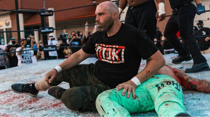 Nick Gage cancela sus próximas apariciones por una lesión de tobillo