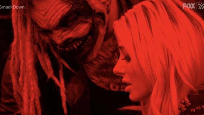 The Fiend Bray Wyatt ataca a Alexa Bliss en Friday Night SmackDown