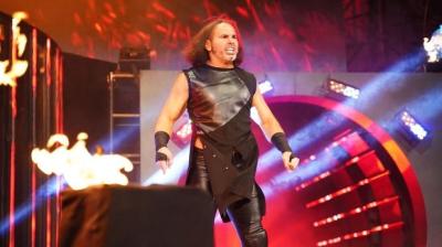 Matt Hardy sufre una lesión durante All Elite Wrestling All Out