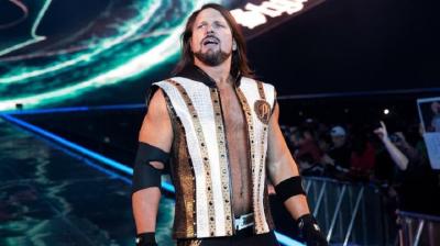 AJ Styles: 'Me gustaría luchar contra Triple H en Wrestlemania'