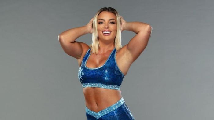 Mandy Rose reacciona al traspaso a Monday Night RAW mediante las redes sociales