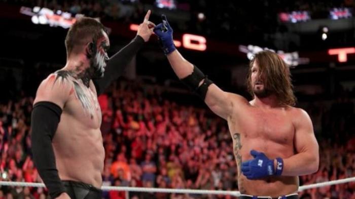 AJ Styles: 'Quizás debería ir a por los Campeonatos por Parejas con Finn Bálor'