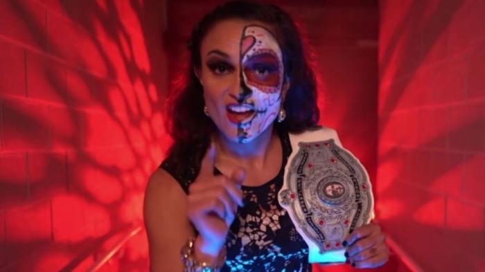 Thunder Rosa: 'Me gustaría que las mujeres de AEW vinieran de invitadas a NWA'