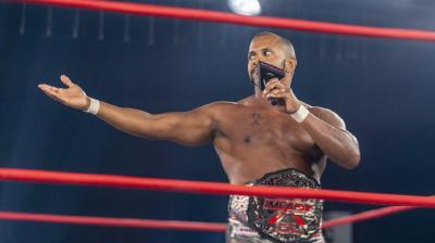 Rohit Raju firma un nuevo contrato con IMPACT Wrestling