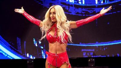 Carmella regresa a la programación de WWE en Friday Night SmackDown