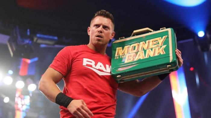 Booker T: 'Pensé que The Miz sería más inteligente cuando canjease su Money in the Bank'