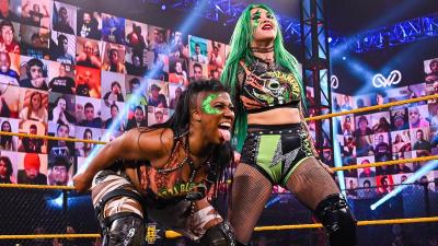 Shotzi Blackheart y Ember Moon