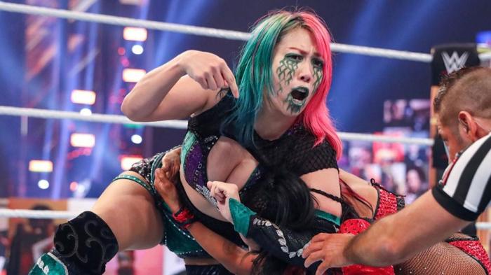 Asuka y otras superestrellas no aparecieron en WWE Raw por motivos creativos