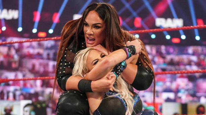 Nia Jax Dana Brooke