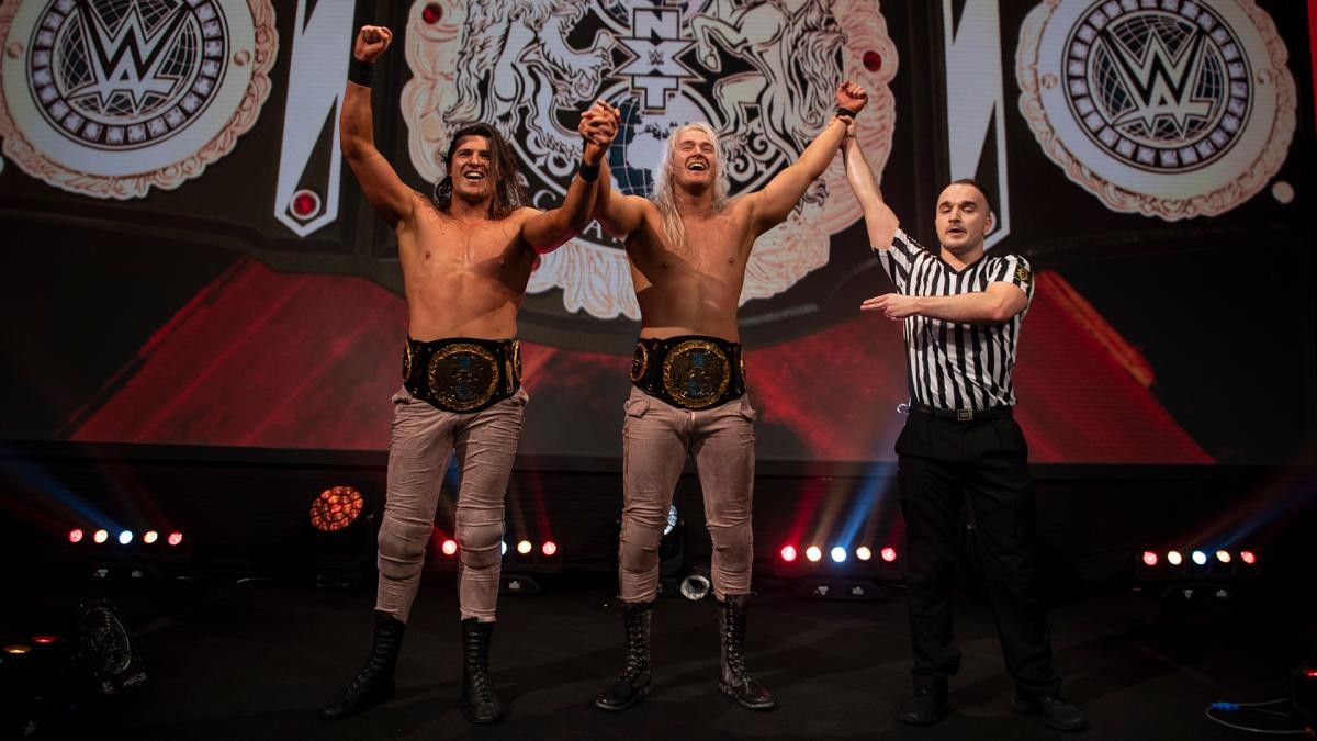 Pretty Deadly ganan los Campeonatos por Parejas de NXT UK