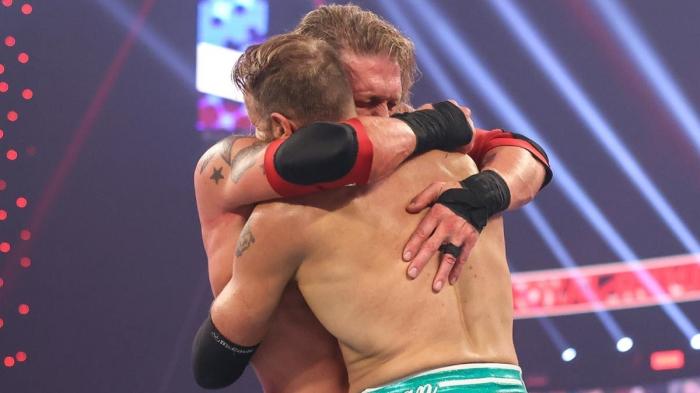 Edge y Christian