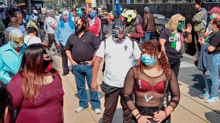 Luchadores profesionales exigen la reapertura de arenas en CDMX